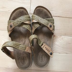 Taos sandals